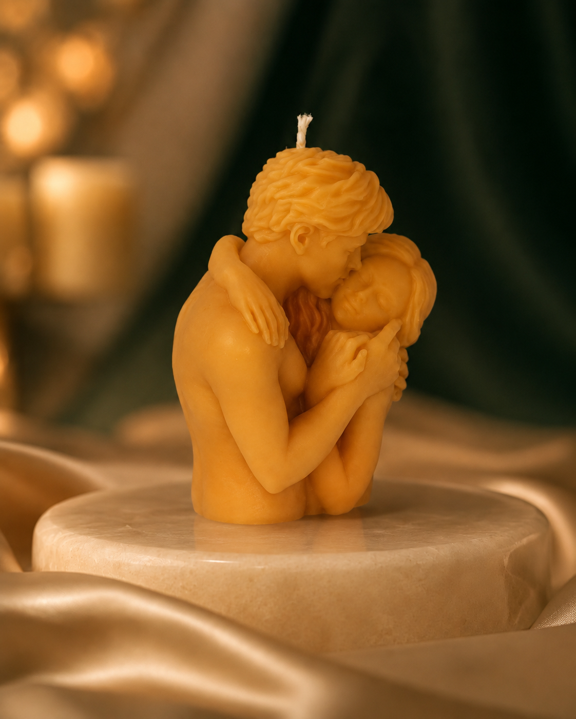 Madhura Deepa | Couple Kiss Candle