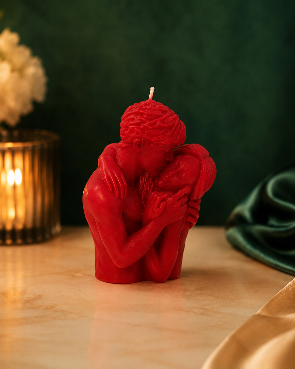 Madhura Deepa | Couple Kiss Candle